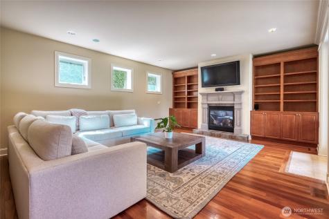 8225 155th Avenue SE Newcastle WA 98059