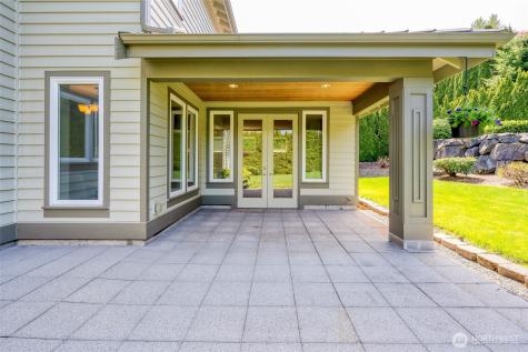 8225 155th Avenue SE Newcastle WA 98059