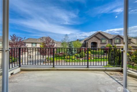 8225 155th Avenue SE Newcastle WA 98059
