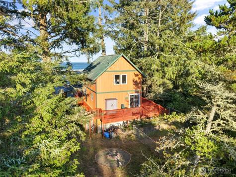 1019 Catala Avenue SE Ocean Shores WA 98569