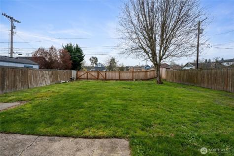 1646 E Wright Avenue Tacoma WA 98404