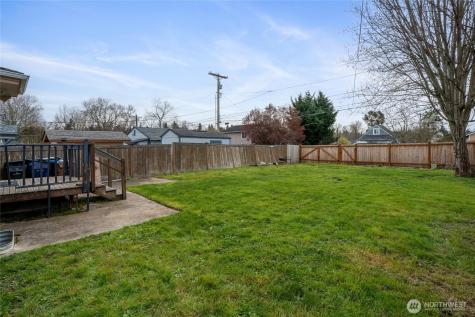 1646 E Wright Avenue Tacoma WA 98404