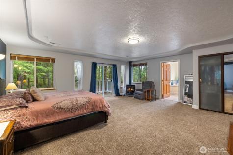 7805 Western Court SW Olympia WA 98512