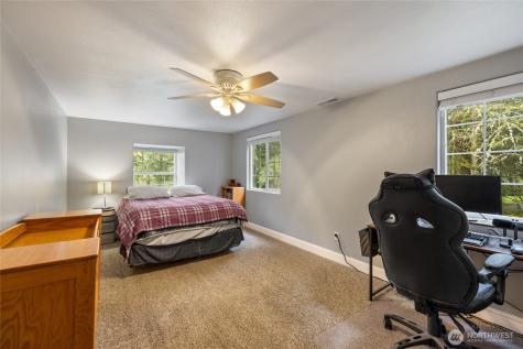 7805 Western Court SW Olympia WA 98512