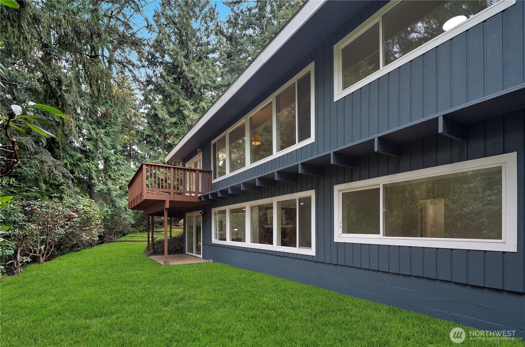 11653 SE 49th Street Bellevue WA 98006