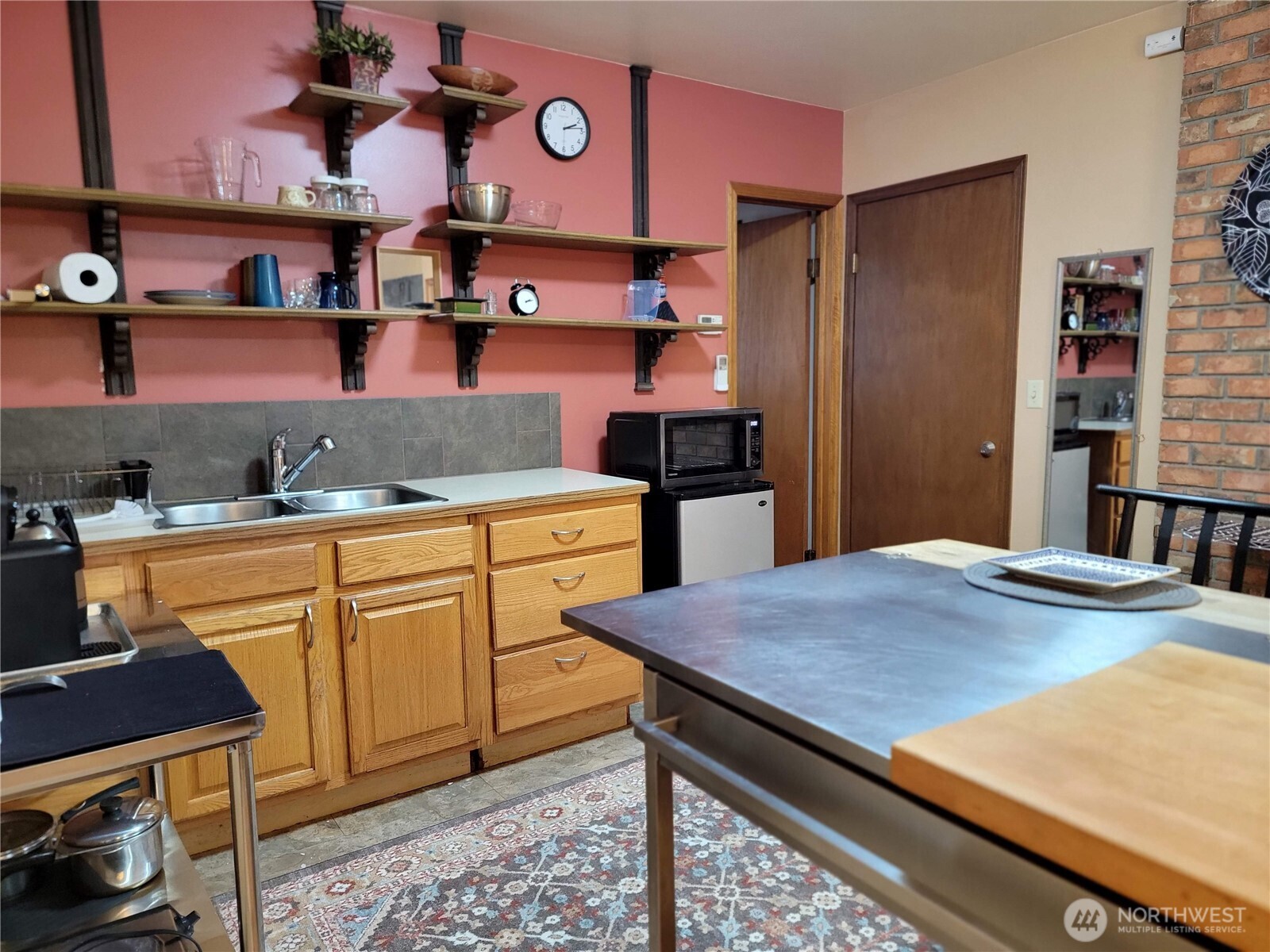 55 Gold Mountain Road Republic WA 99166