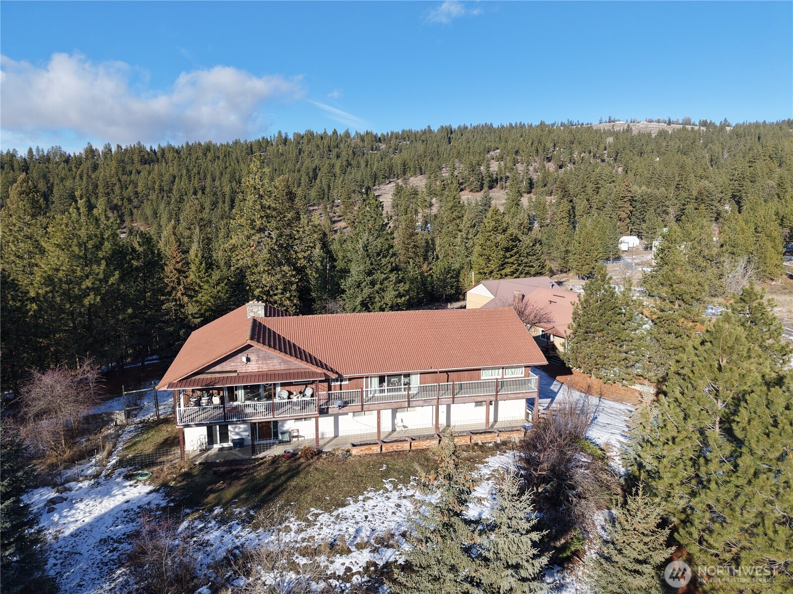55 Gold Mountain Road Republic WA 99166