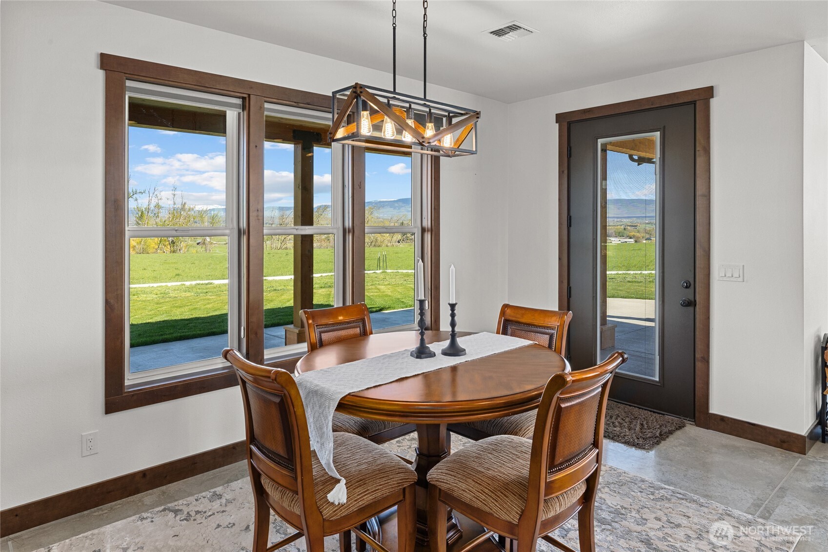 1021 Edge Bluff Loop Ellensburg WA 98926