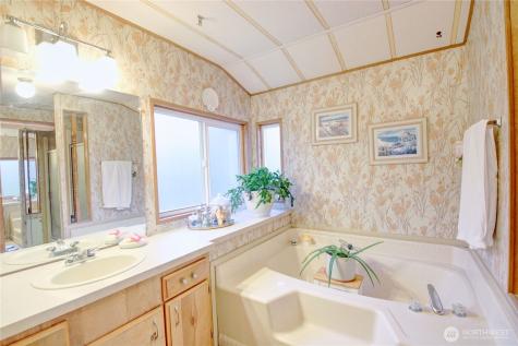 2725 E Fir Street Mount Vernon WA 98273