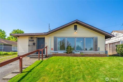7957 44th Seattle WA 98118