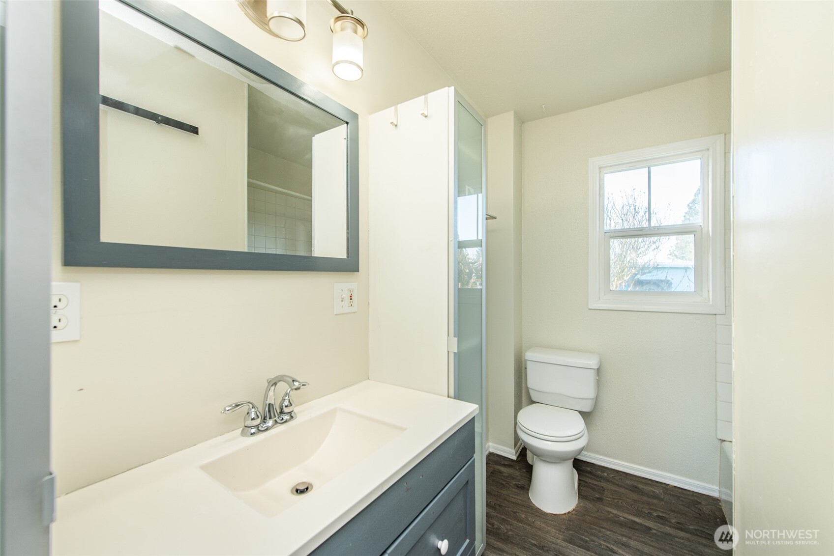 1202 W 9th Street Port Angeles WA 98363
