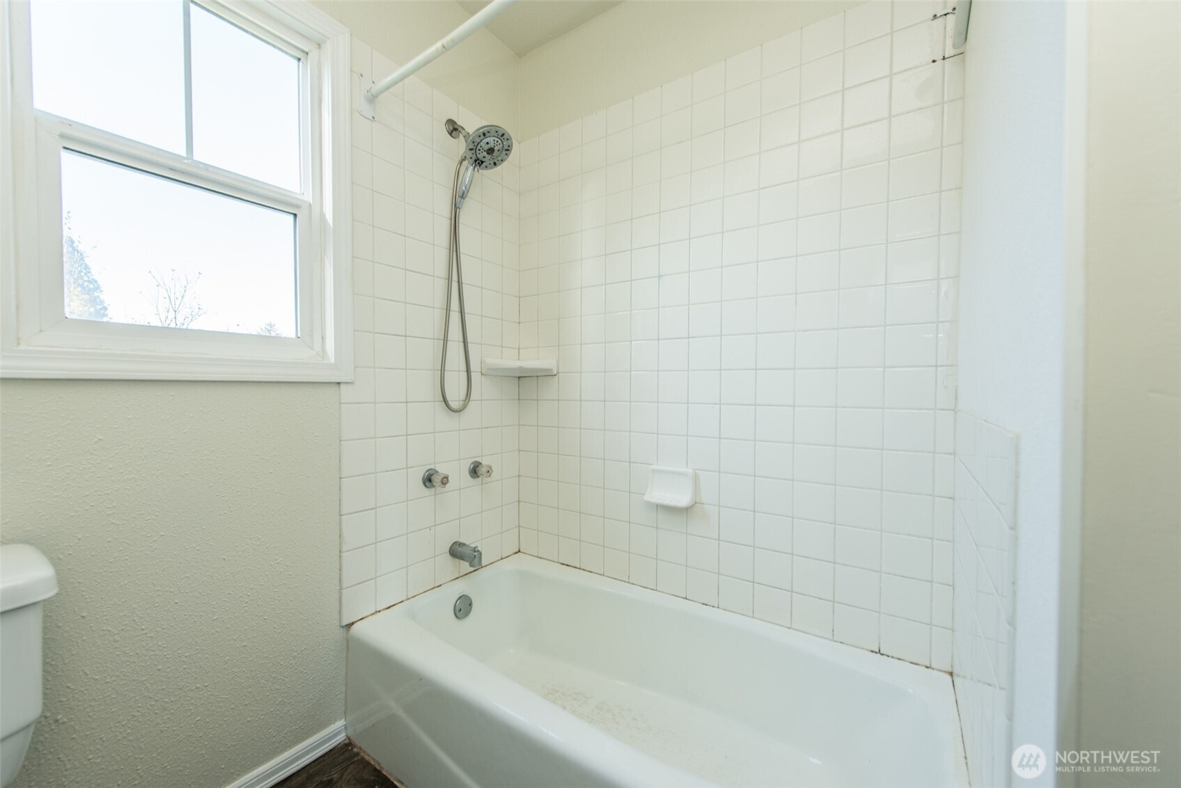 1202 W 9th Street Port Angeles WA 98363