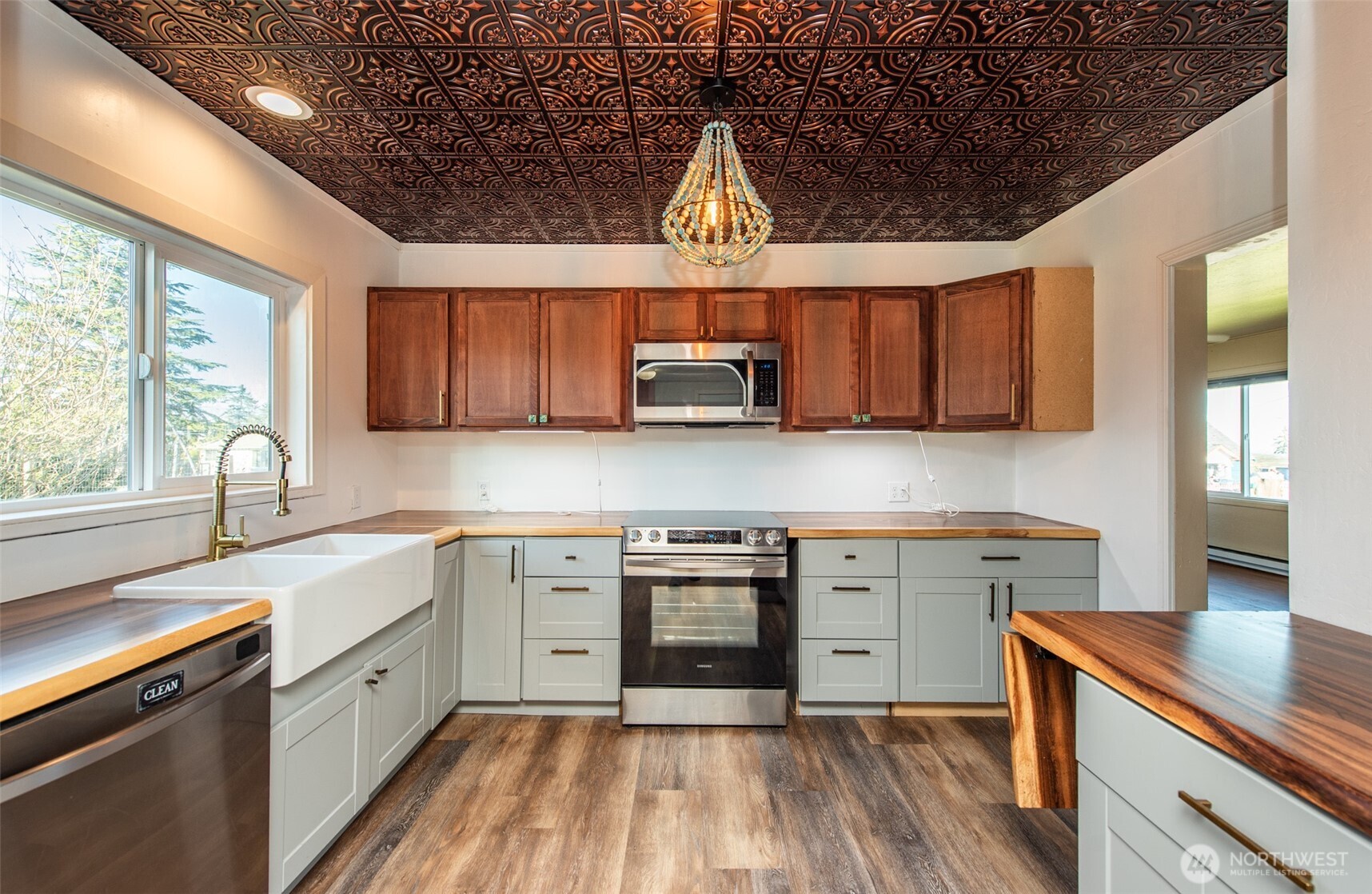 1202 W 9th Street Port Angeles WA 98363