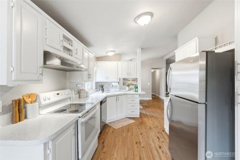 8730 206th Street SE Snohomish WA 98296