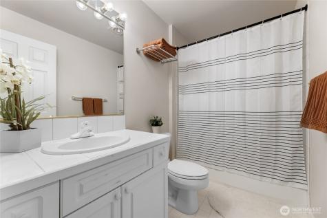 1439 NW 202nd Lane Shoreline WA 98177