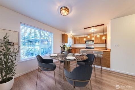 1716 Scenic Drive Everett WA 98203