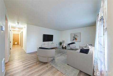 1716 Scenic Drive Everett WA 98203