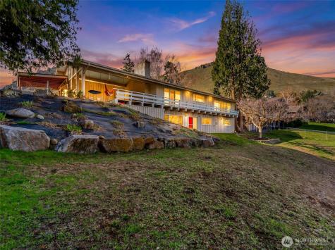 1117 Appleland Drive Wenatchee WA 98801