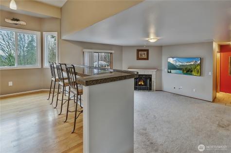 21211 95th Court S Kent WA 98031