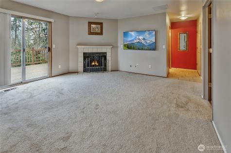 21211 95th Court S Kent WA 98031