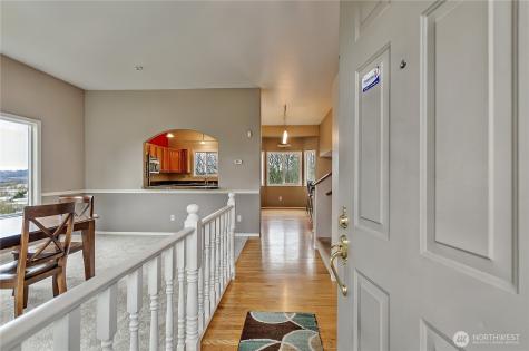 21211 95th Court S Kent WA 98031