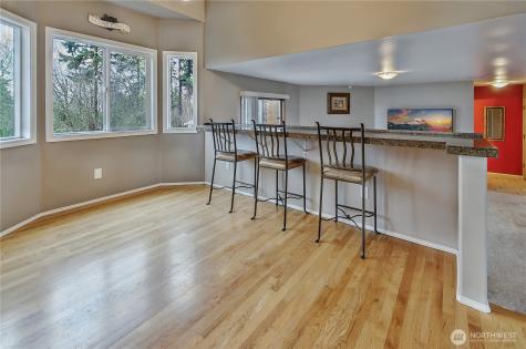 21211 95th Court S Kent WA 98031