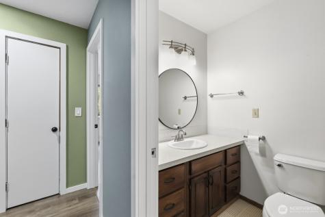 29191 Scenic Drive NE Poulsbo WA 98370