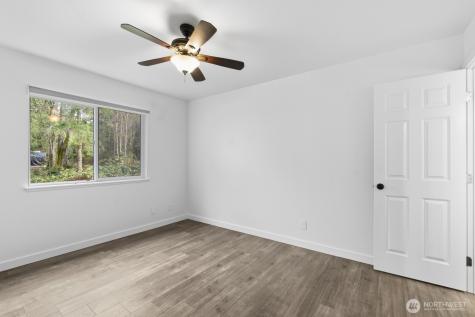 29191 Scenic Drive NE Poulsbo WA 98370