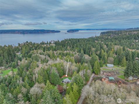 29191 Scenic Drive NE Poulsbo WA 98370