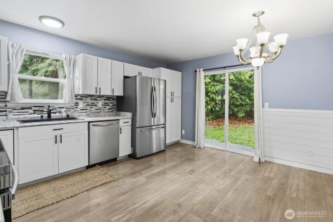 29191 Scenic Drive NE Poulsbo WA 98370