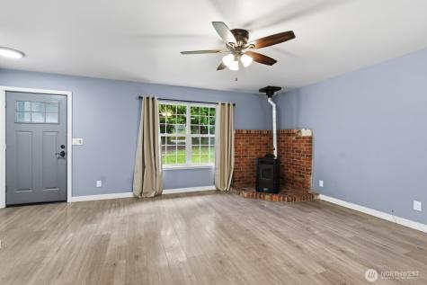 29191 Scenic Drive NE Poulsbo WA 98370