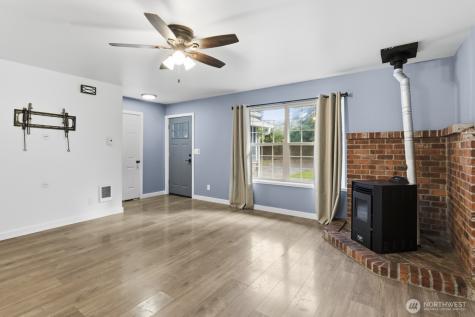 29191 Scenic Drive NE Poulsbo WA 98370