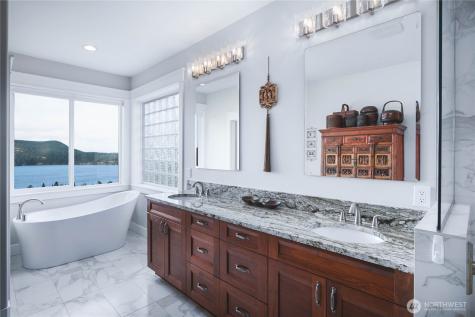 4122 Ellisport Place Anacortes WA 98221