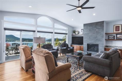 4122 Ellisport Place Anacortes WA 98221