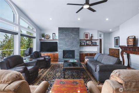 4122 Ellisport Place Anacortes WA 98221