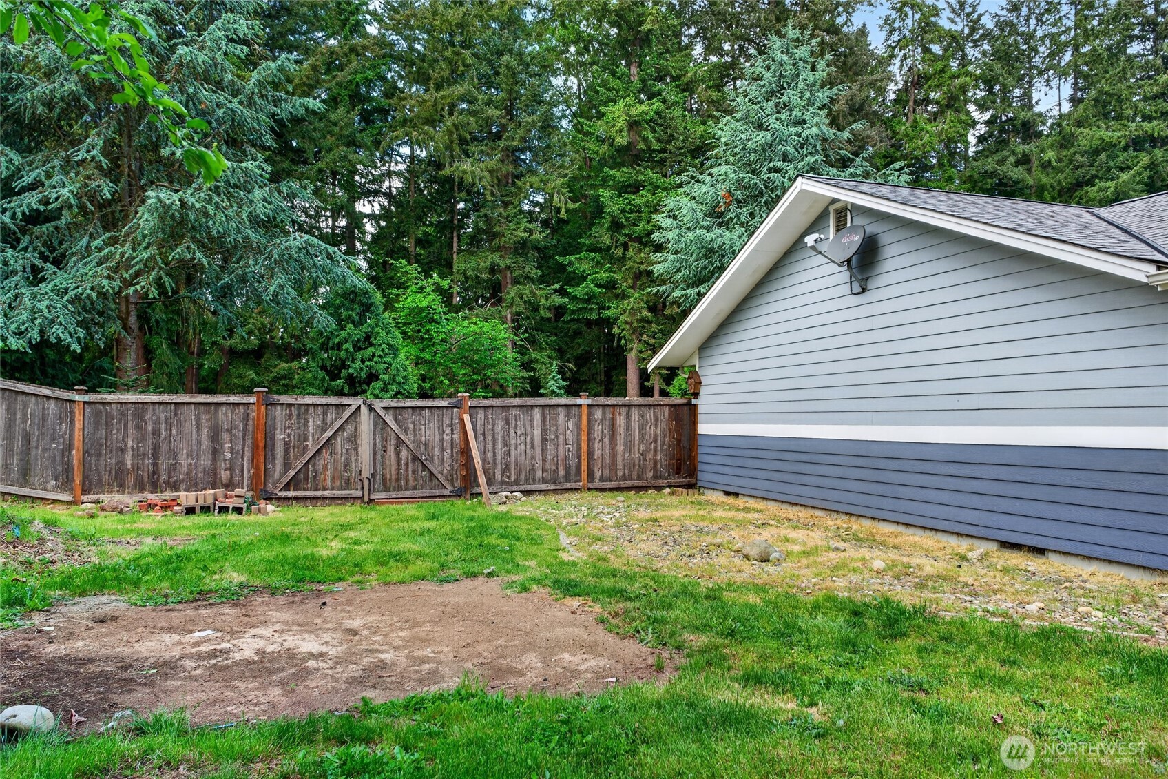 12623 123rd Avenue E Puyallup WA 98374