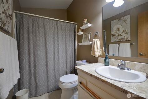 15718 Topaz Drive SE Yelm WA 98597