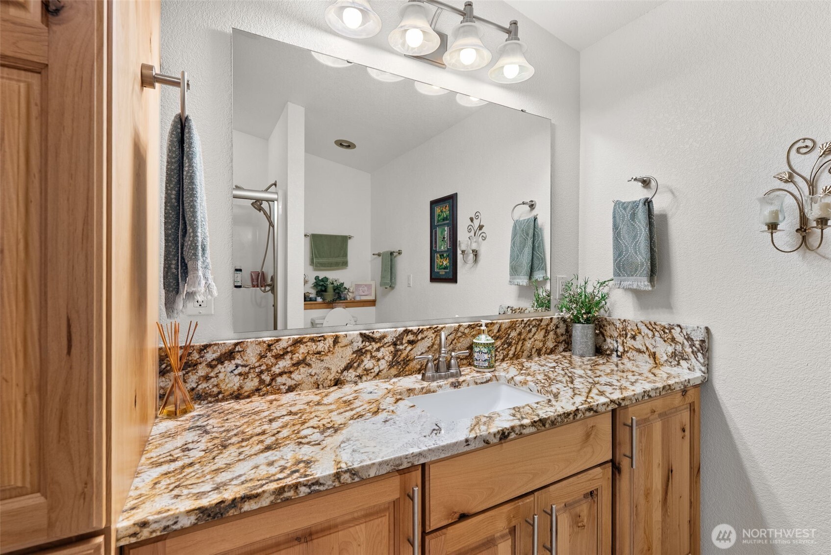 222 Volcano Lane Chehalis WA 98532
