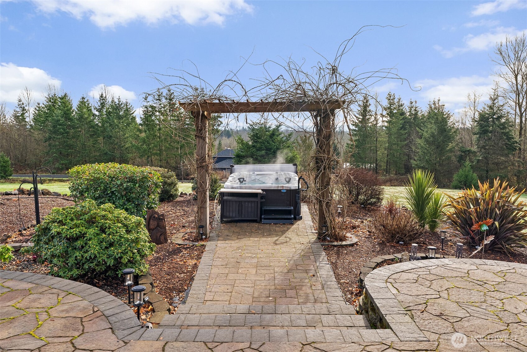 222 Volcano Lane Chehalis WA 98532