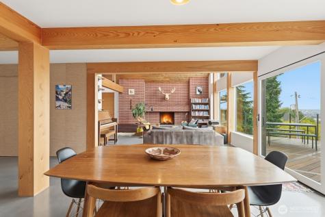 3727 Belvidere Avenue SW Seattle WA 98126