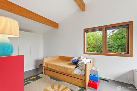3727 Belvidere Avenue SW Seattle WA 98126