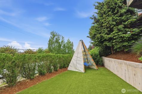 3727 Belvidere Avenue SW Seattle WA 98126