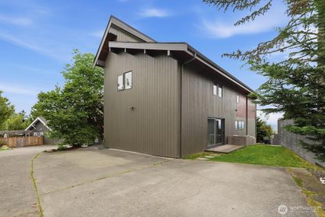 3727 Belvidere Avenue SW Seattle WA 98126