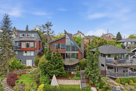 3727 Belvidere Avenue SW Seattle WA 98126