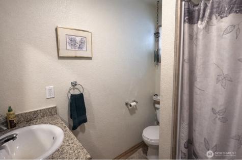 40 E Wannacut Lane Oroville WA 98844
