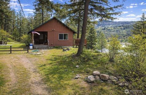 40 E Wannacut Lane Oroville WA 98844