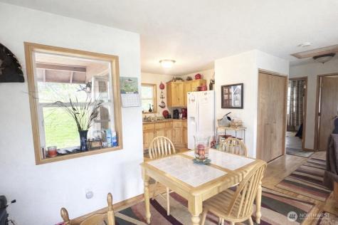 40 E Wannacut Lane Oroville WA 98844