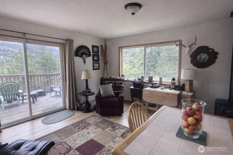40 E Wannacut Lane Oroville WA 98844