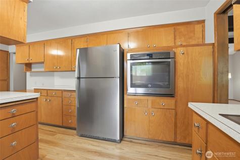 2952 Lybarger Street SE Olympia WA 98501