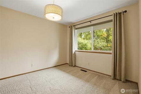 2952 Lybarger Street SE Olympia WA 98501